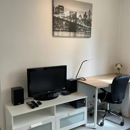8 Proche Metro Apartamento Lyon